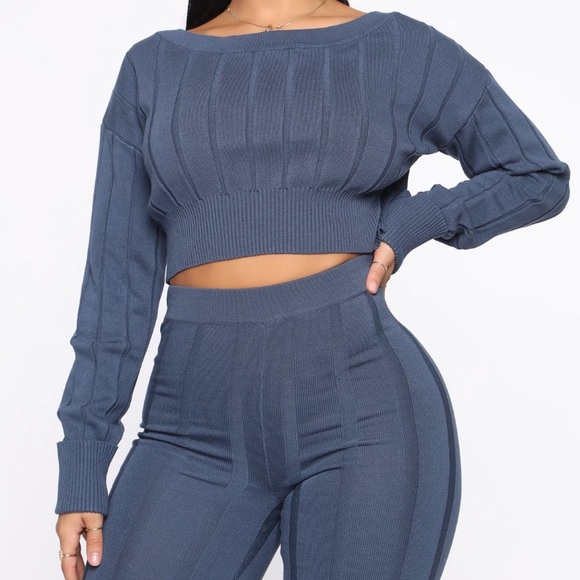 Fashion Nova Ribbed Set - Picture 4 of 4